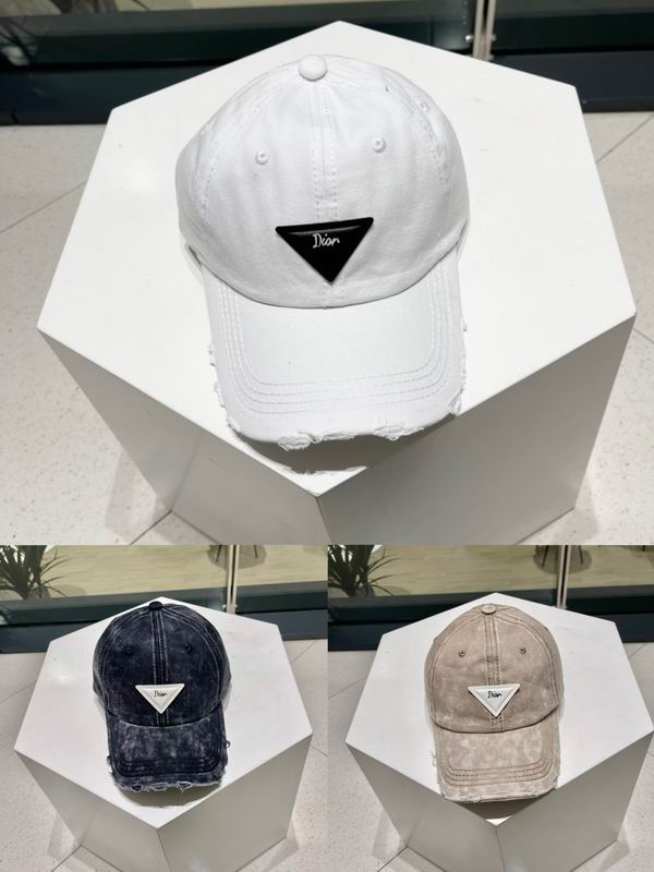 Prada cap (1)